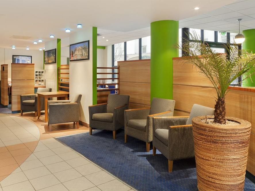 Holiday Inn Express Lille Centre By Ihg מראה חיצוני תמונה