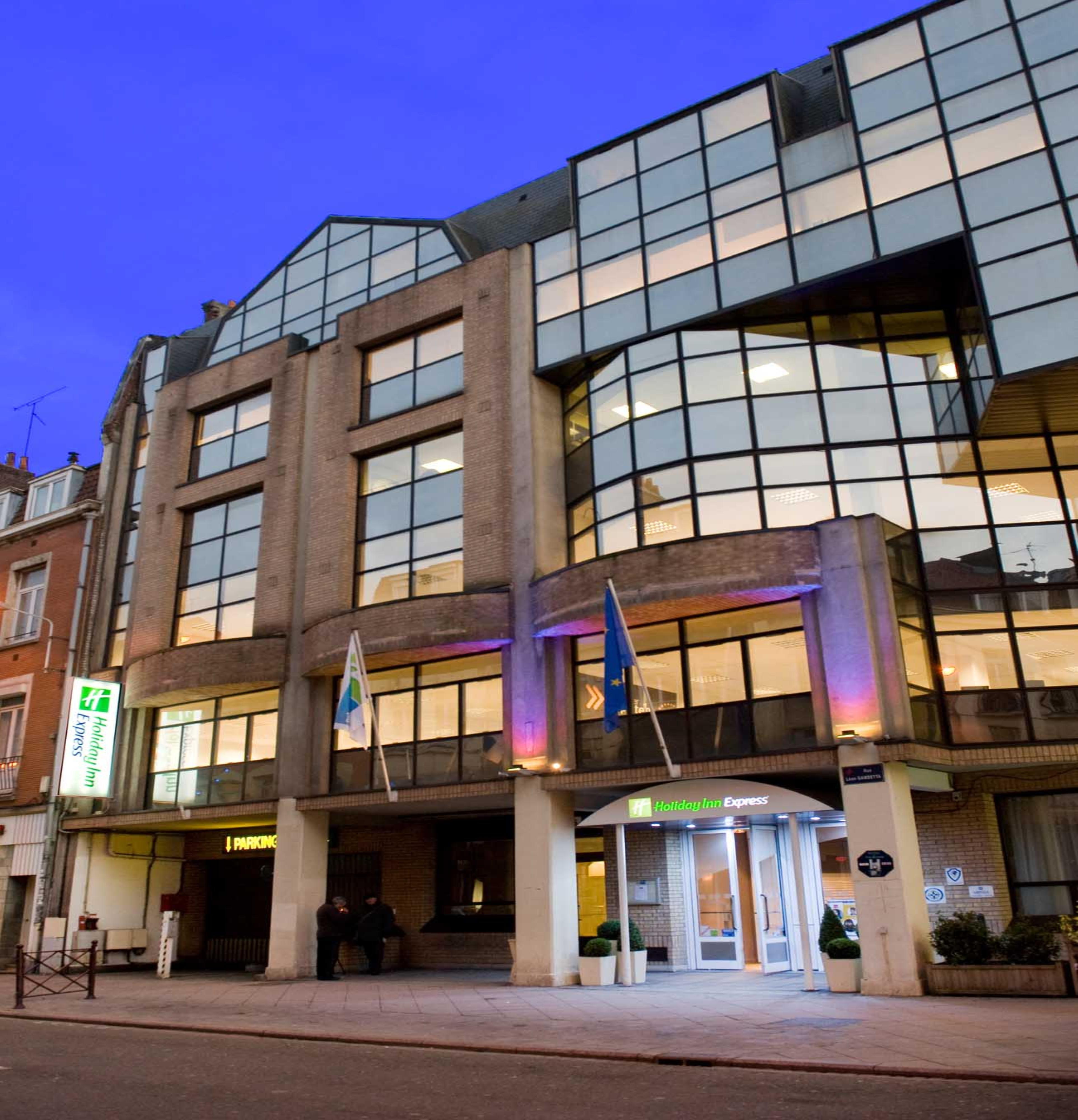 Holiday Inn Express Lille Centre By Ihg מראה חיצוני תמונה