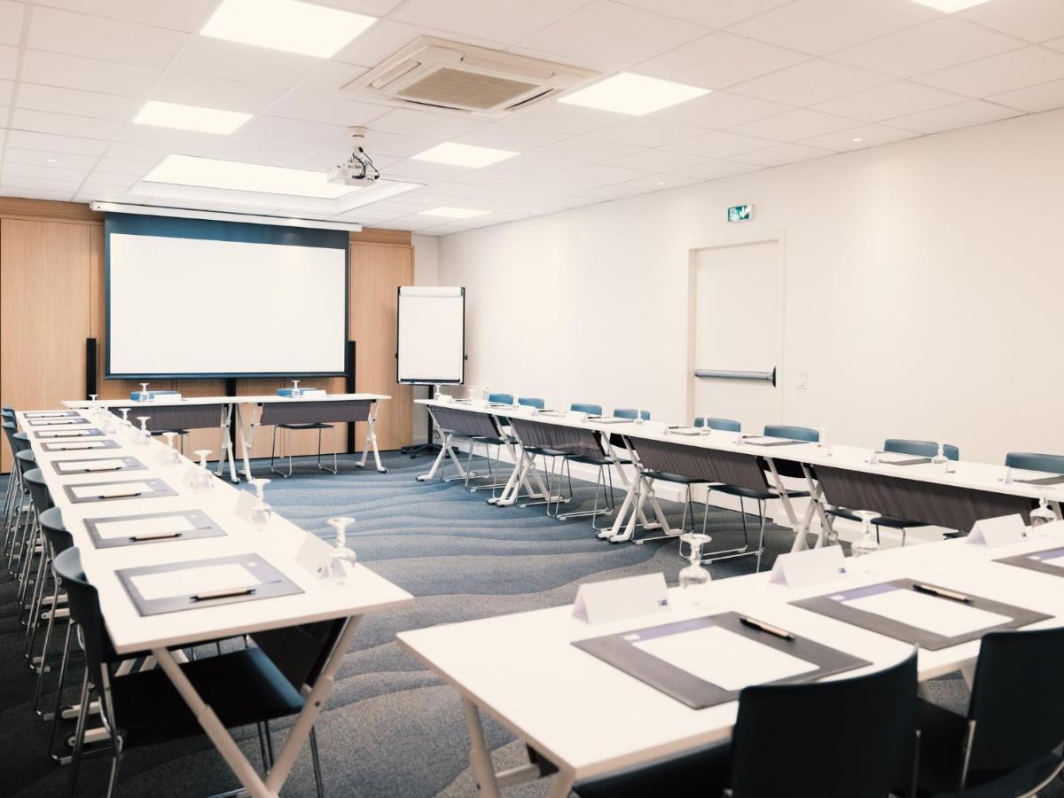Holiday Inn Express Lille Centre By Ihg מראה חיצוני תמונה